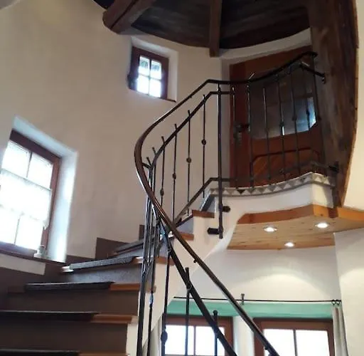 Dom wakacyjny Turm In Den Bergen *