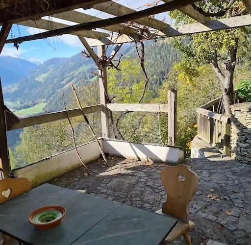 Dom wakacyjny Turm In Den Bergen Ausserfragant